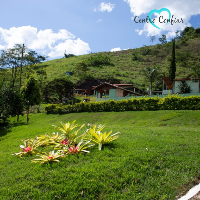 Fachada da clínica de recuperação em Minas Gerais.